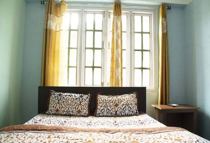 Omega Hotel And Lodge