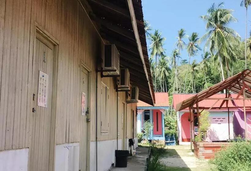 Retkeilymaja Quiver Dive Team Perhentian Dorm