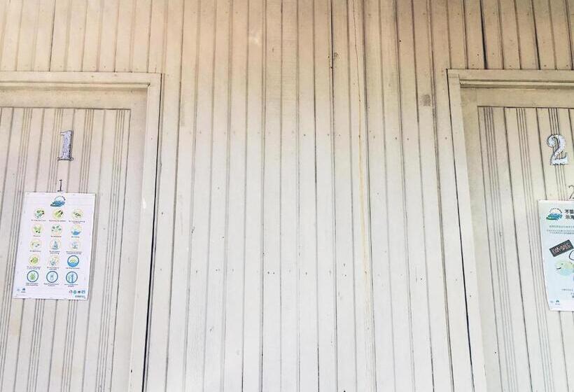 فندق صغير Quiver Dive Team Perhentian Dorm