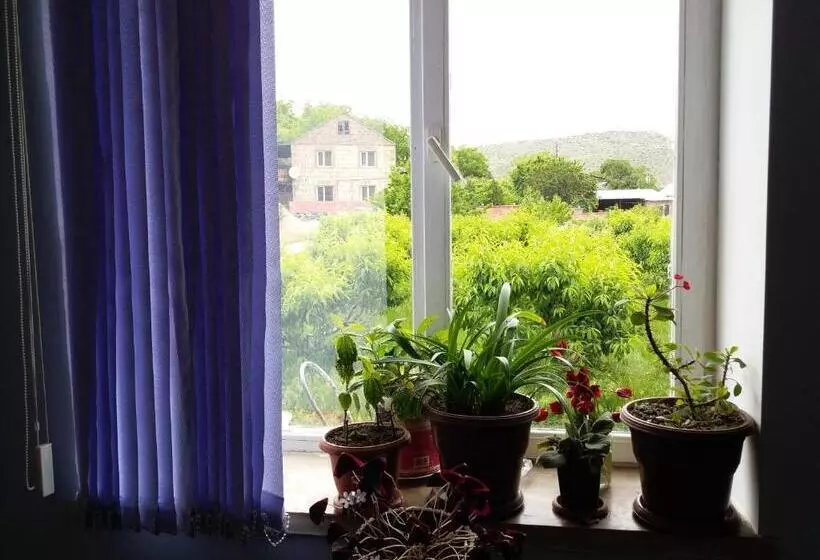 Areni Tavern B&b