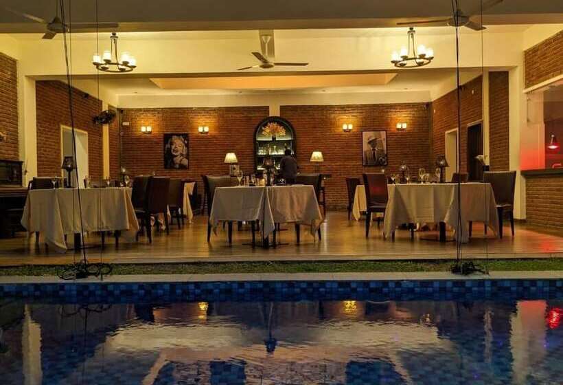 호텔 Daffodils Beach Negombo