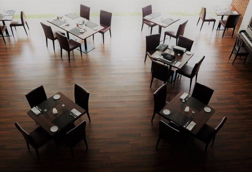 호텔 Daffodils Beach Negombo