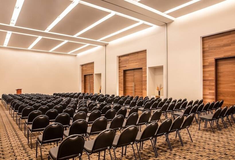 בית מלון כפרי Fiesta Inn Tuxtla Fashion Mall