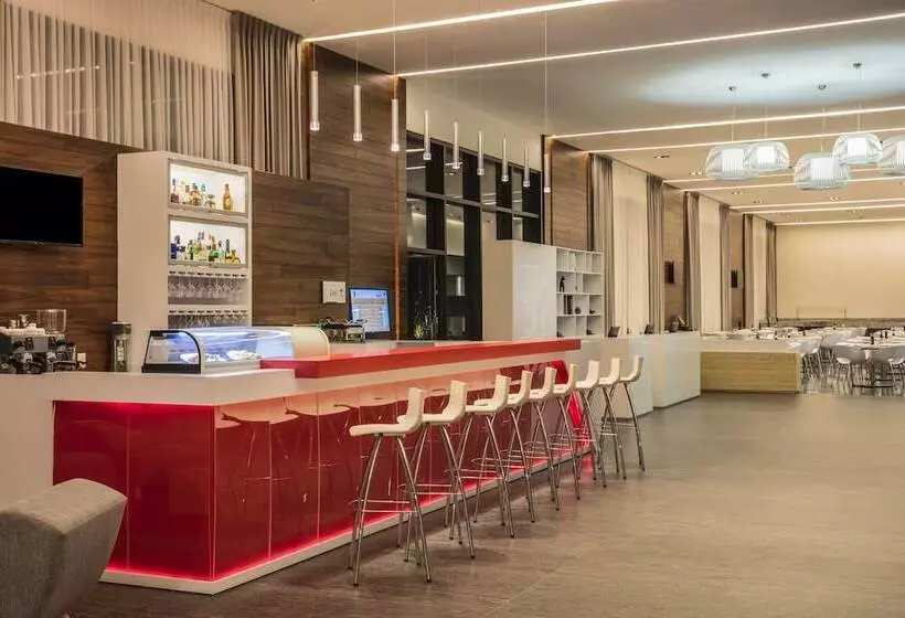 Hotelli Fiesta Inn Tuxtla Fashion Mall