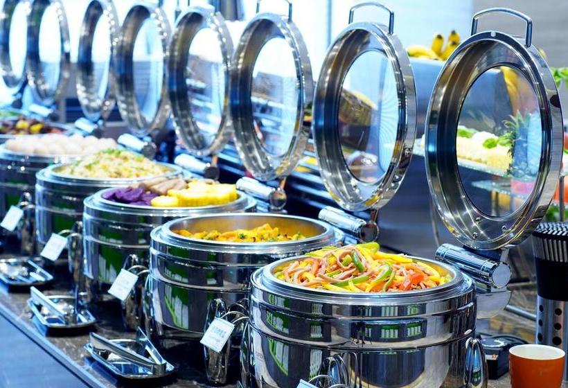 هتل Hampton By Hilton Beihai Station