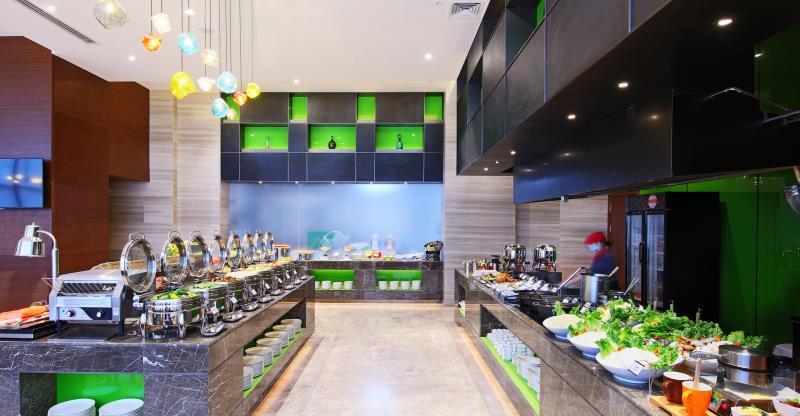 هتل Hampton By Hilton Beihai Station