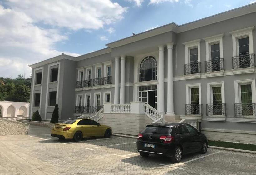 فندق Jurgen Resort