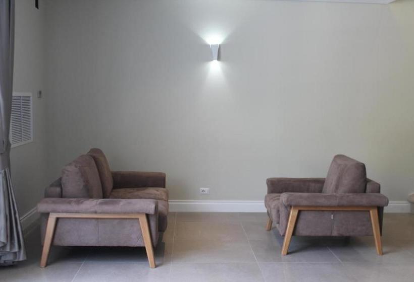 فندق Jurgen Resort