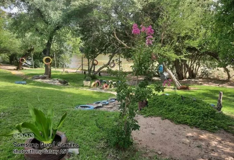 هتل River View Villa Self Catering