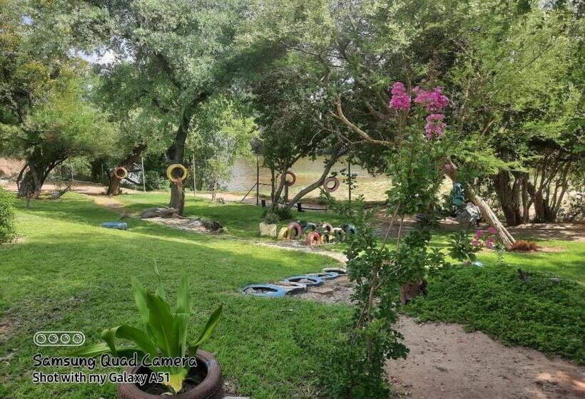 هتل River View Villa Self Catering