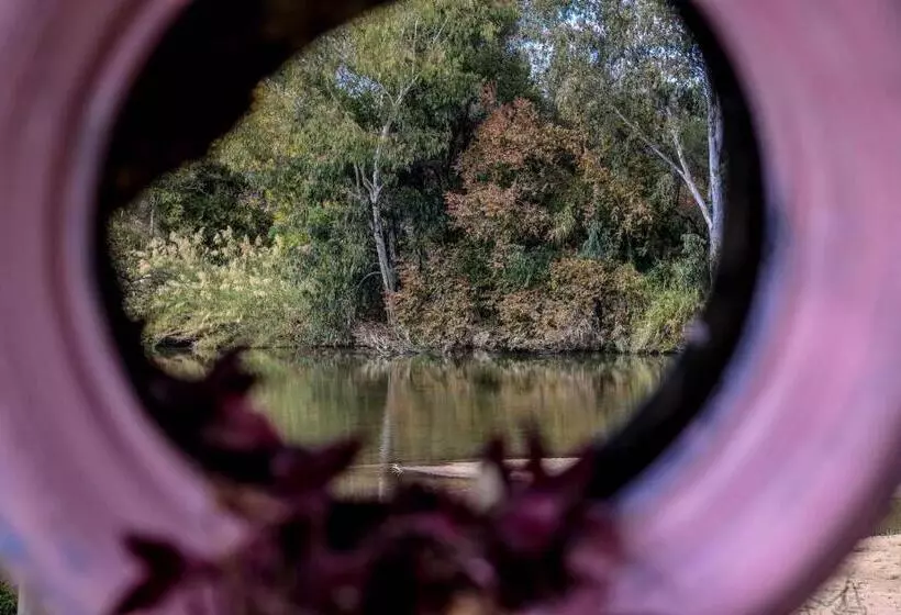 هتل River View Villa Self Catering