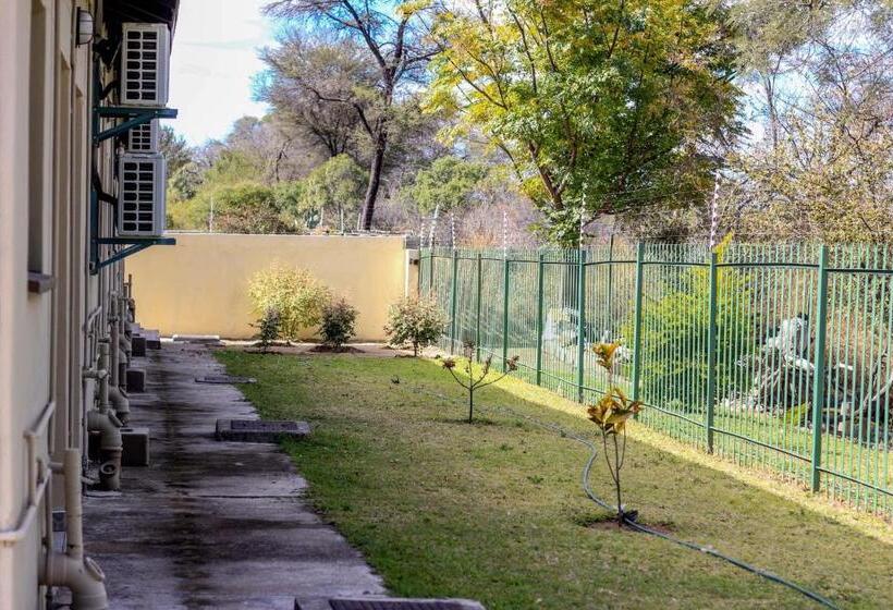 هتل River View Villa Self Catering