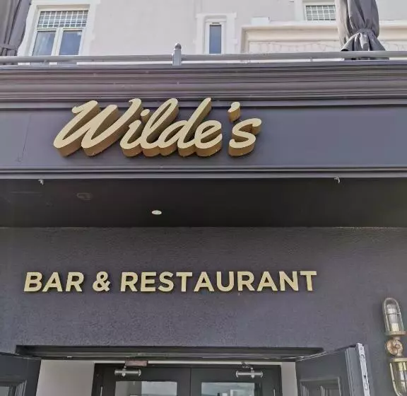 The Strand Hotel, The Former Residence Of Oscar Wilde