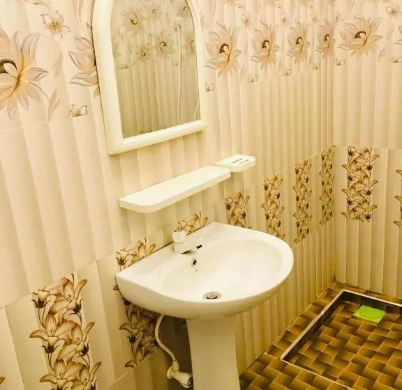 Shashini Beach Resort