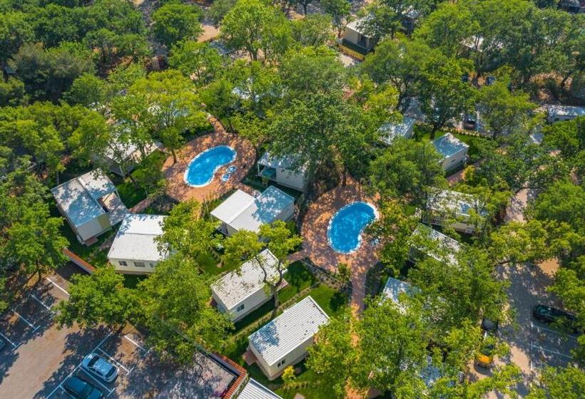 Отель Camping Ulika Mobile Homes   Naturist