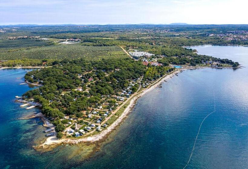 Отель Camping Ulika Mobile Homes   Naturist