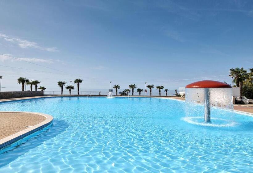 Отель Camping Ulika Mobile Homes   Naturist