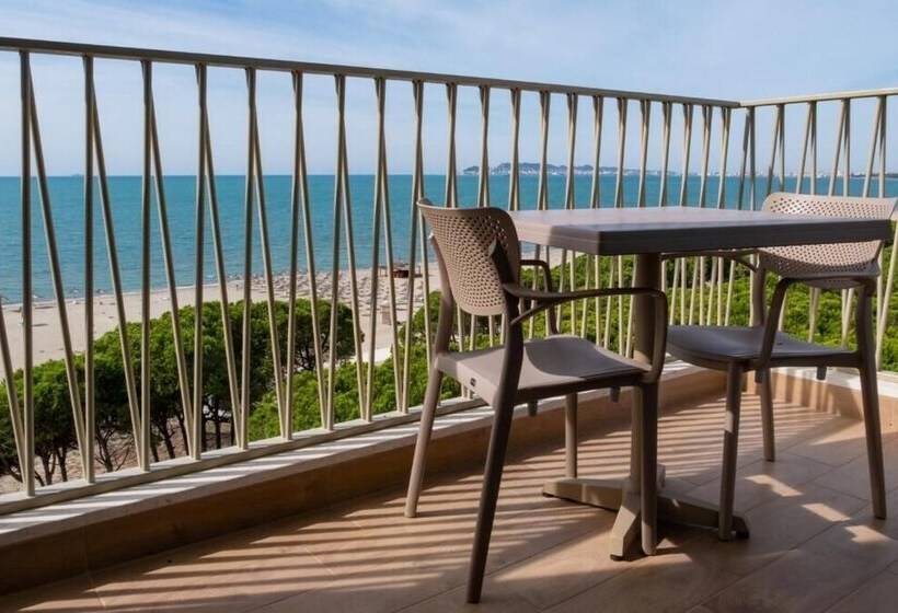 Hotel Fllad Resort & Spa