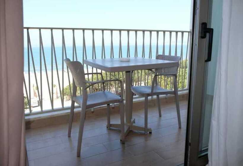 Hotel Fllad Resort & Spa