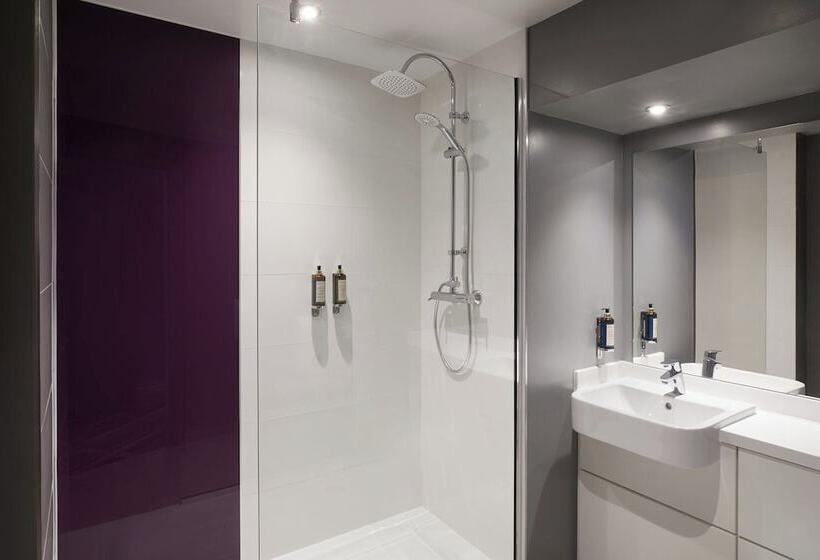 Hotel Premier Inn Guernsey St Peter Port (admiral Park)