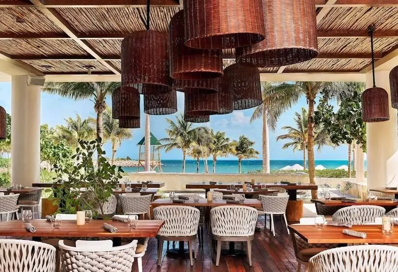 Hotelli Sls Playa Mujeres   All Inclusive Collection