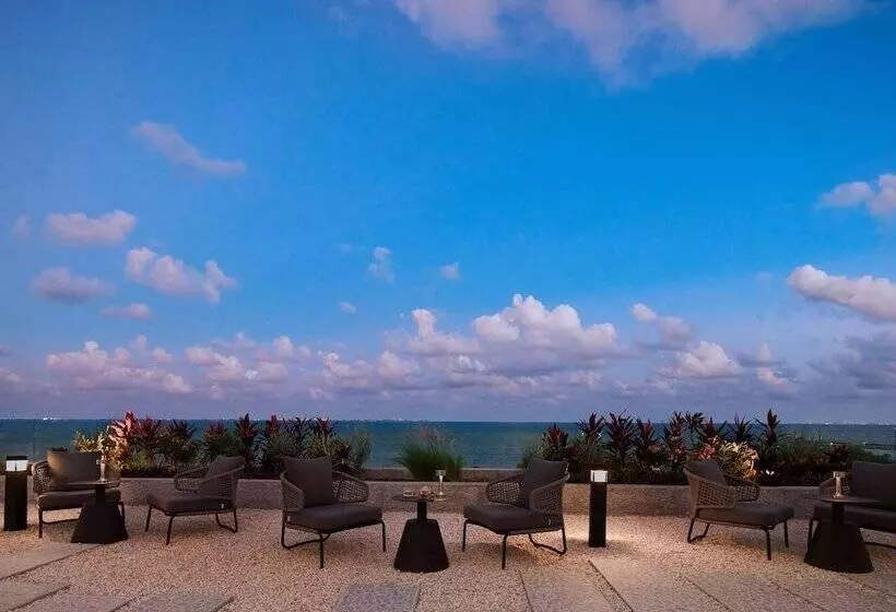 Hotelli Sls Playa Mujeres   All Inclusive Collection