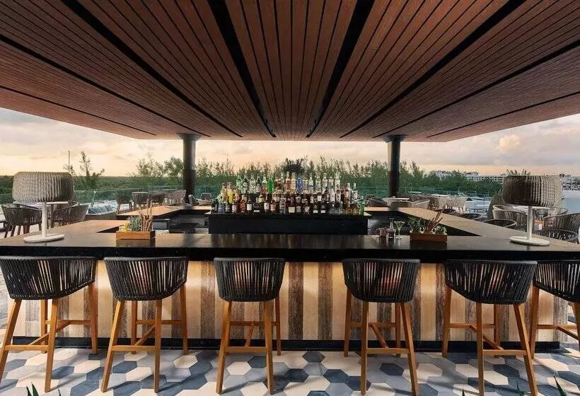 Hotelli Sls Playa Mujeres   All Inclusive Collection