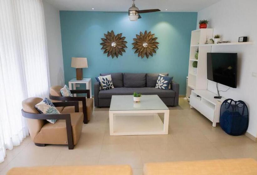 استراحتگاه Ka Romana Residences