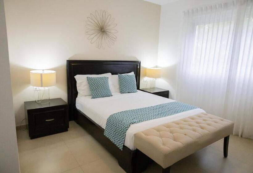 استراحتگاه Ka Romana Residences