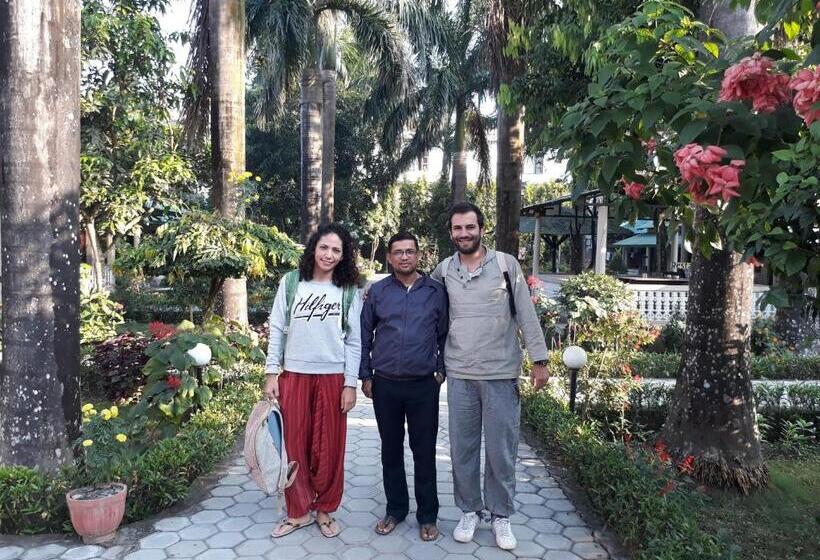 Sauraha Resort