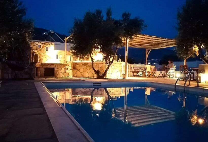 Diamantis Studios & Apartments