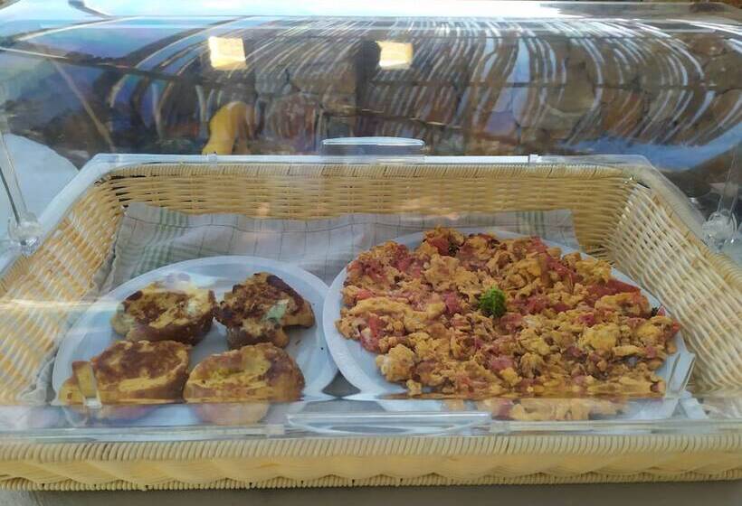 Diamantis Studios & Apartments