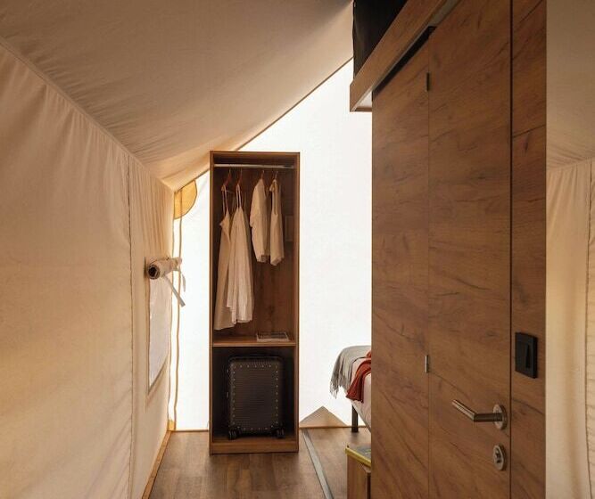 Hotelli Wecamp Cádiz