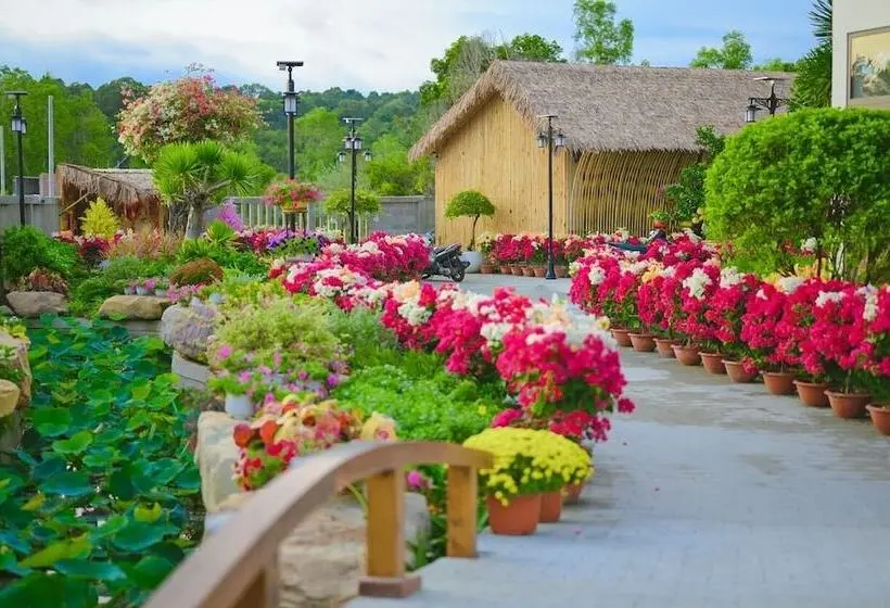هتل Greenlife Village Phú Quốc