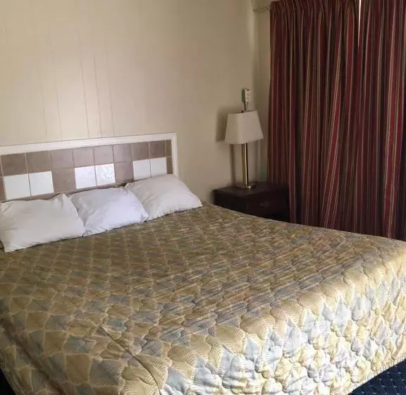 Grand Motel