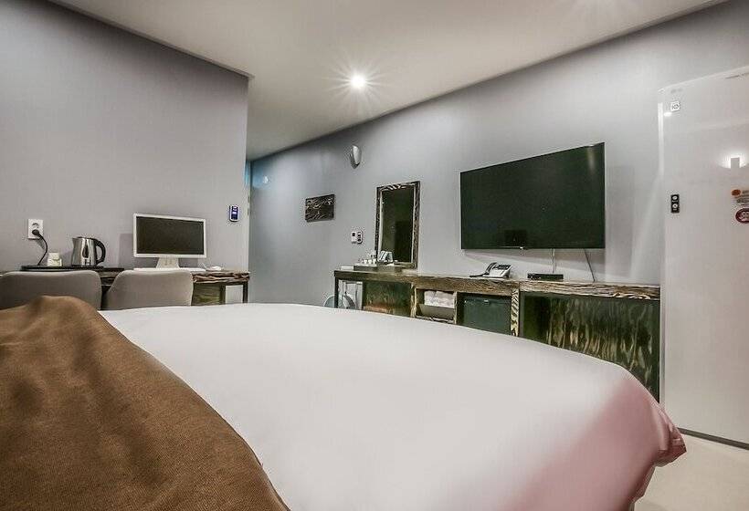 Hotel Gongju Maru