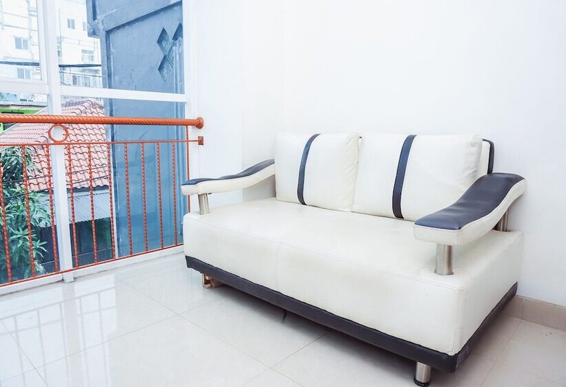 Hotel Sarkawi Residence