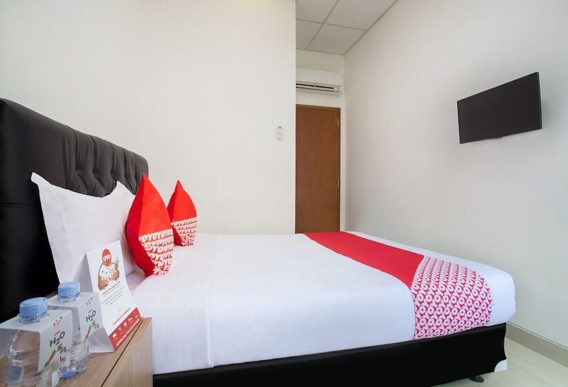 Hotel Sarkawi Residence