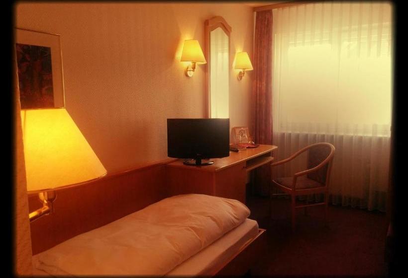 فندق Restaurant Zum Loewen