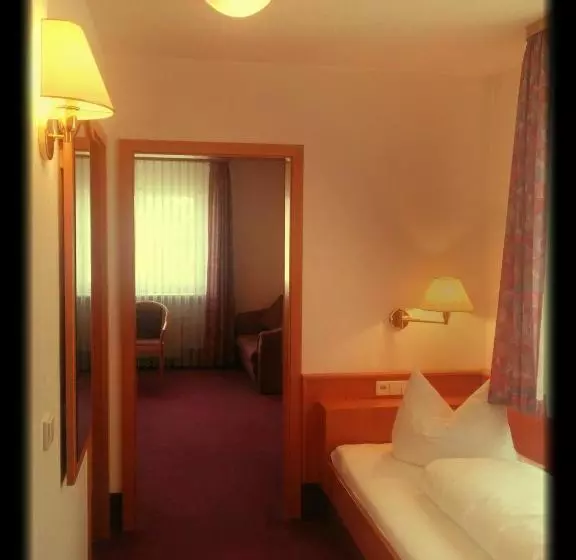 ホテル Restaurant Zum Loewen