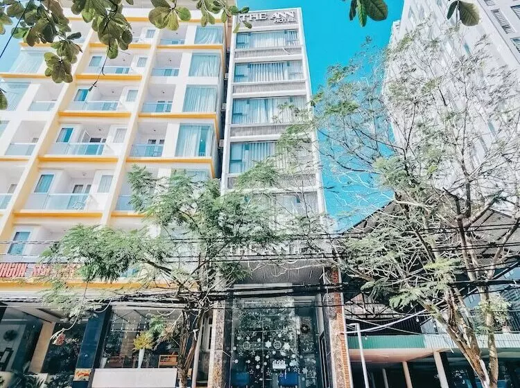 The Shann Hotel Danang