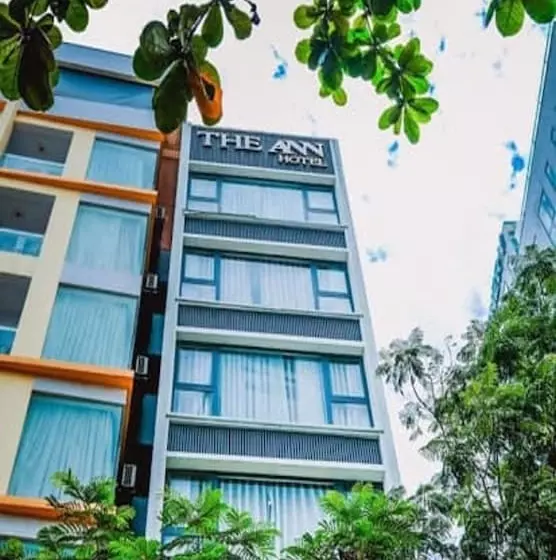 The Shann Hotel Danang