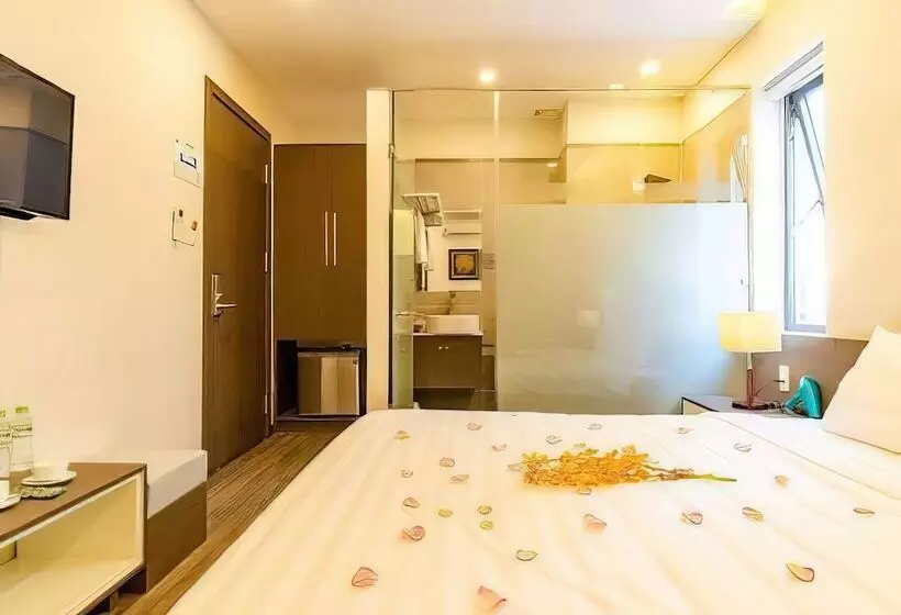 The Shann Hotel Danang