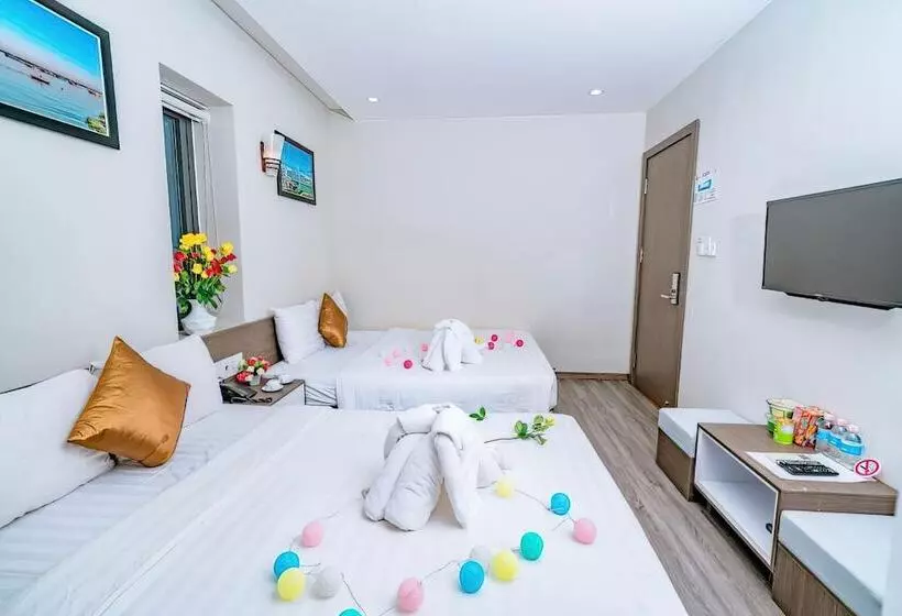 The Shann Hotel Danang