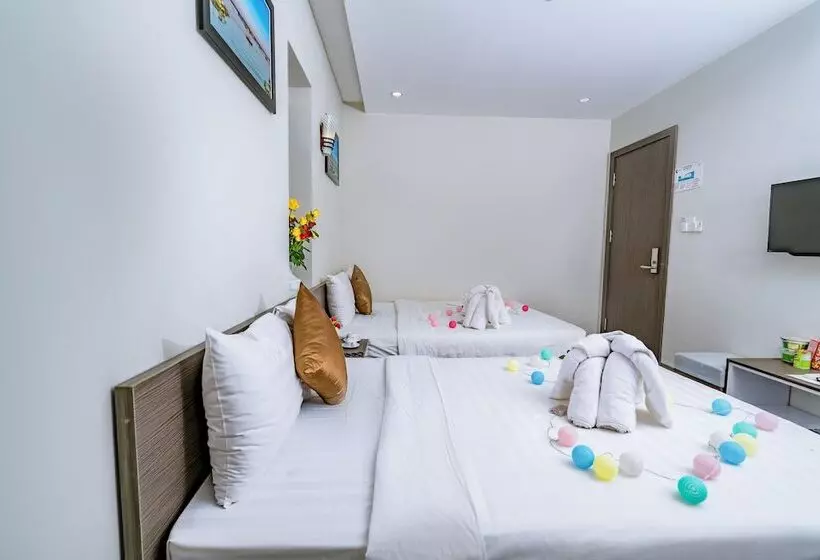 The Shann Hotel Danang