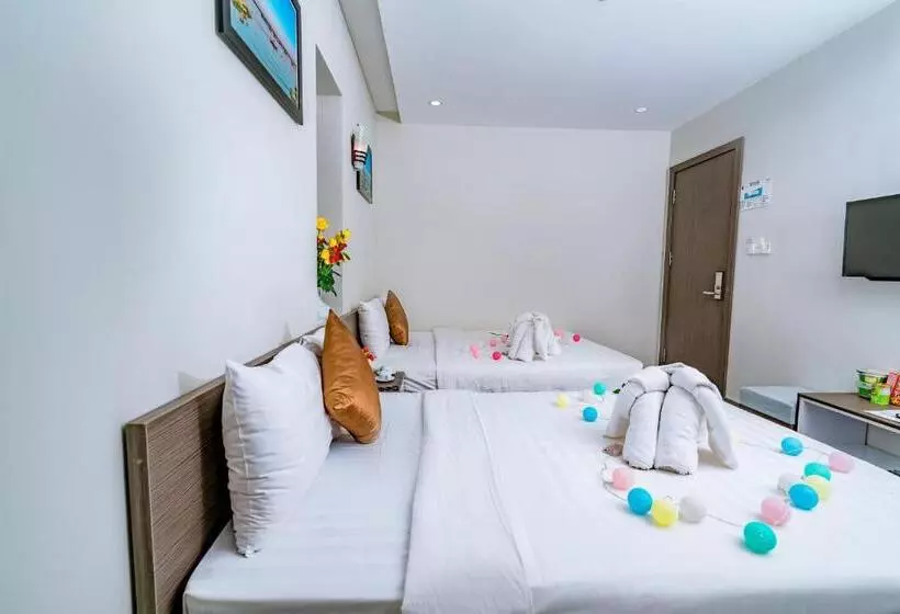The Shann Hotel Danang