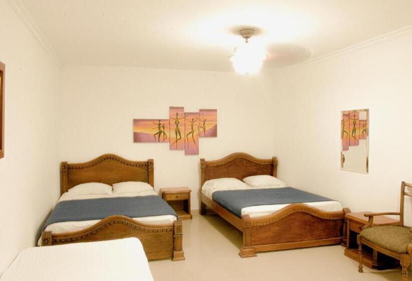 בית מלון כפרי Yivinaca