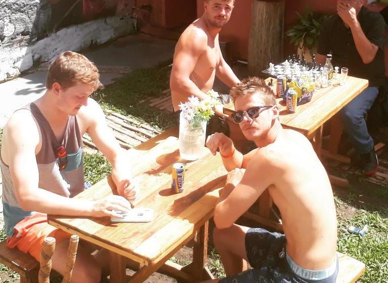 ユースホステル Terracotta