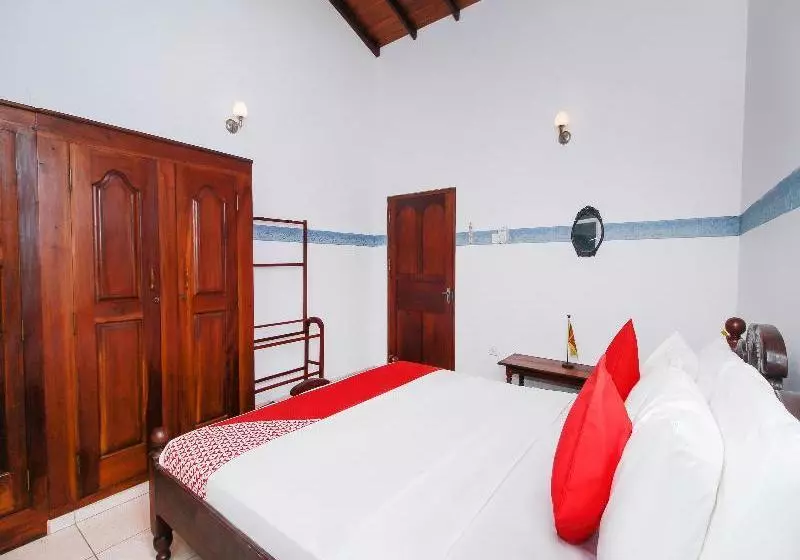 Hotelli Lavila Beach Resort