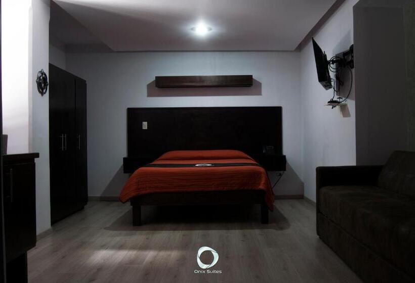 فندق Onix Suites